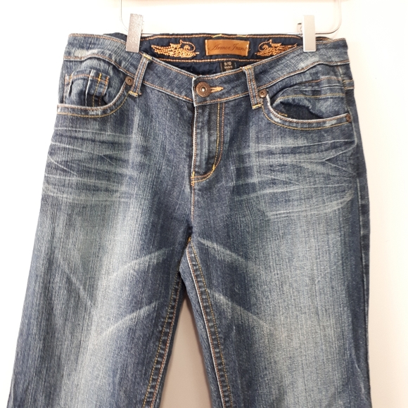 Armor Jeans - Picture 2 of 6